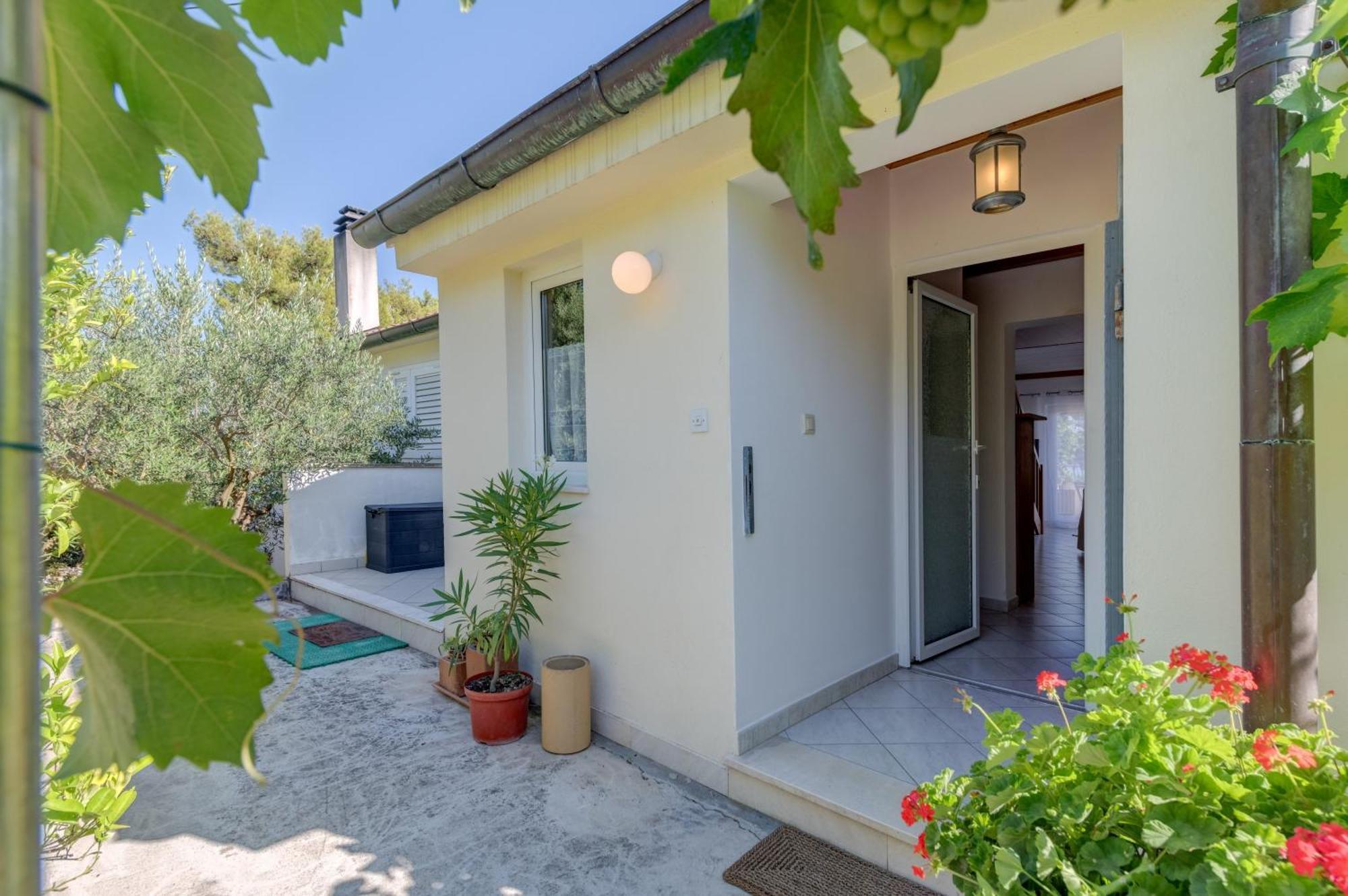 Beachfront Apartment Milan, With Balcony Split Exterior foto