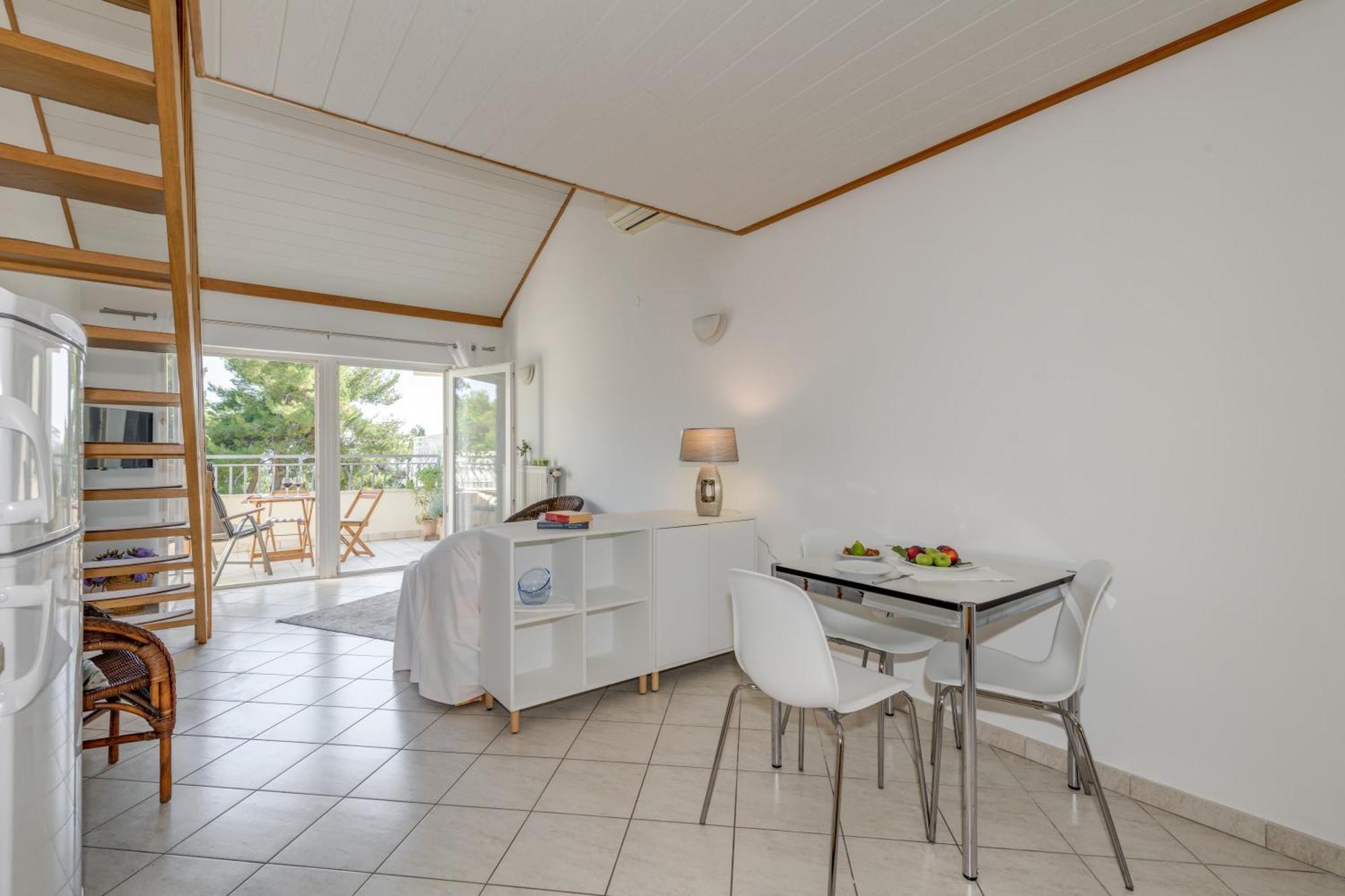 Beachfront Apartment Milan, With Balcony Split Exterior foto