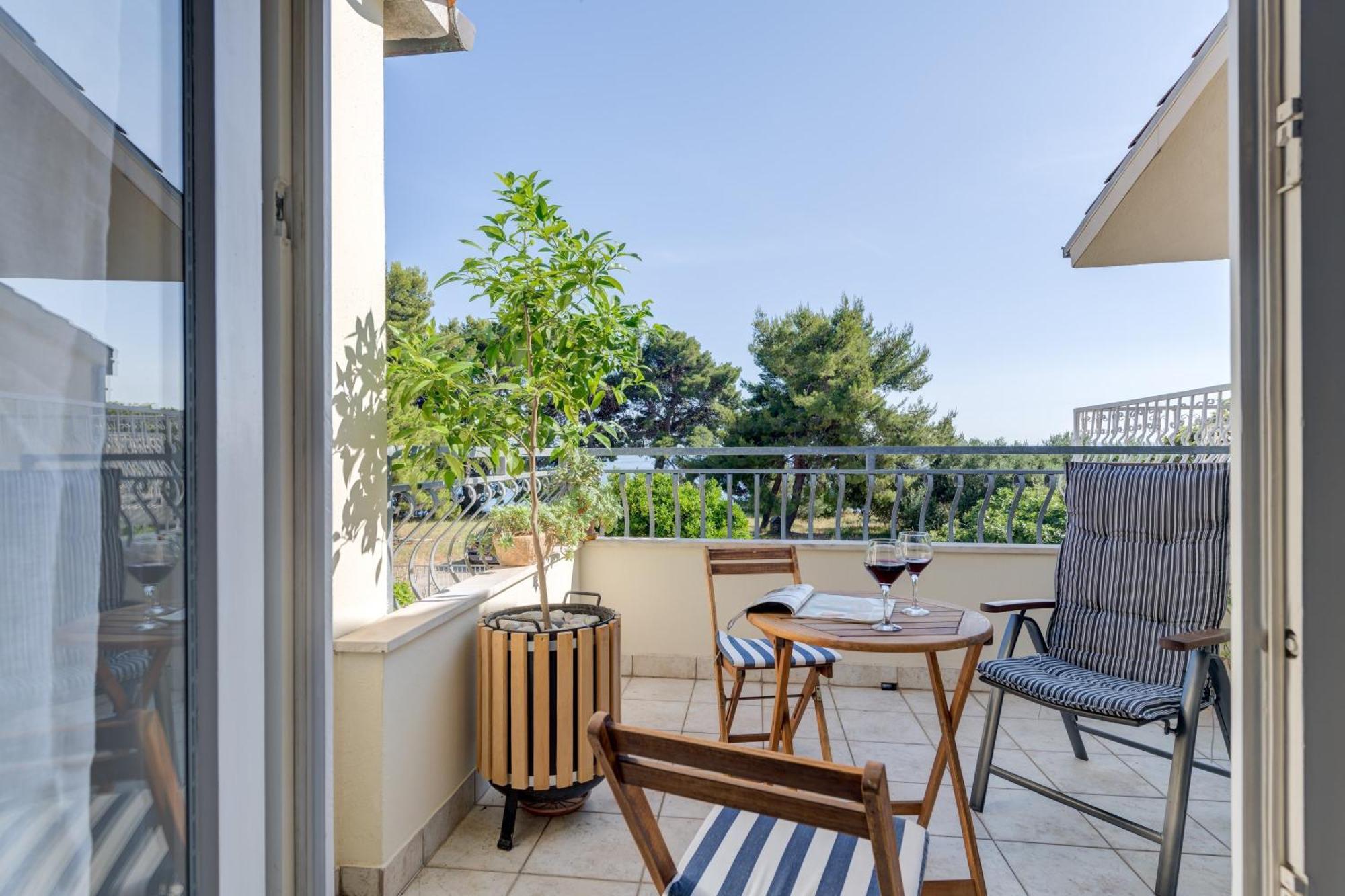 Beachfront Apartment Milan, With Balcony Split Exterior foto
